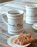 Thee mok beker van riviera maison, Huis en Inrichting, Keuken | Servies, Ophalen of Verzenden, Zo goed als nieuw, Overige stijlen