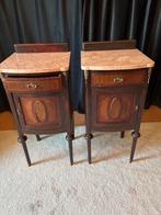 Spaanse nachtkastjes met marmer en messing, Antiek en Kunst, Ophalen of Verzenden