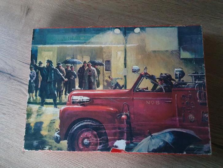 Mooie oude houten puzzel met brandweerauto jaren 60, Verzamelen, Retro, Huis en Inrichting, Ophalen of Verzenden