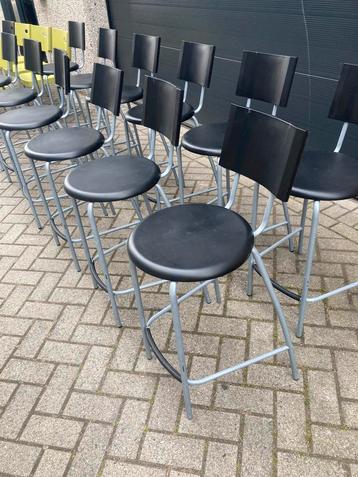 Te koop barkrukken en stoelen ikea beschikbaar voor biedingen