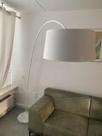 Forma vloerlamp wit/goud, Huis en Inrichting, Lampen | Vloerlampen, 150 tot 200 cm, Gebruikt, Metaal, Ophalen