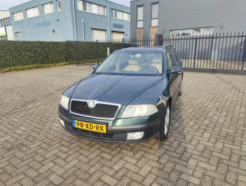 Skoda Octavia Combi 2.0 FSI Elegance 2007 nw apk beschikbaar voor biedingen