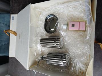 Badkamerset  van rituals beschikbaar voor biedingen