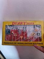 Peugeot etc dinky toys, Ophalen of Verzenden, Zo goed als nieuw, Auto, Dinky Toys