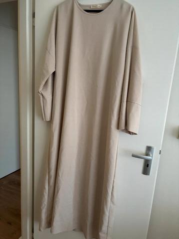 Crème Abaya / Zo Goed Als Nieuw! 1 maat M L XL geen merrachi beschikbaar voor biedingen