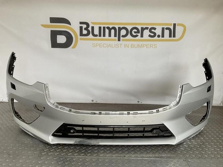 Bumper Volvo XC60 XC-60 Rdesign R-Design 1721 kls pdc 314491, Auto-onderdelen, Carrosserie en Plaatwerk, Bumper, Voor, Gebruikt