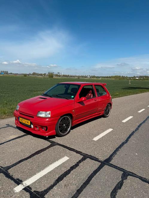 Renault Clio 1.8 16V U9 1991 Rood, Auto's, Renault, Particulier, Clio, Benzine, Hatchback, Handgeschakeld, Geïmporteerd, Rood