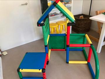 Quadro speelhuis met kunststof platen en textielwanden beschikbaar voor biedingen