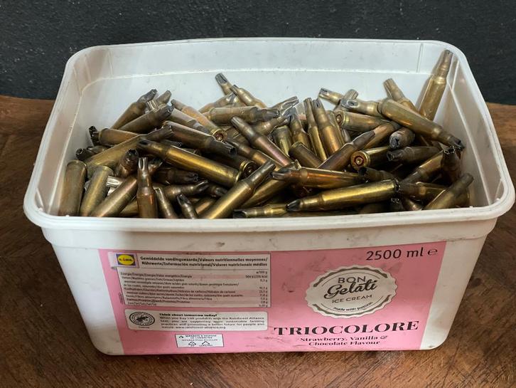 Losse hulzen flodders, NL landmacht. 2,5 kg, Verzamelen, Militaria | Algemeen, Landmacht, Hulzen of Bodemvondsten, Nederland, Ophalen of Verzenden