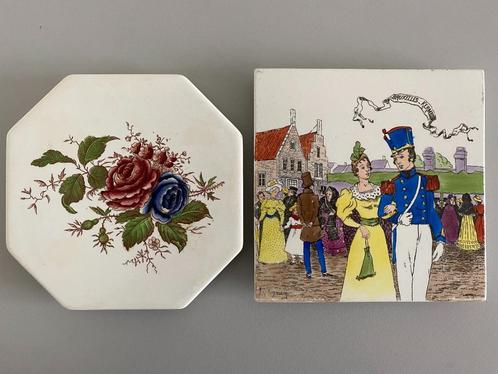 2 onderzetters Societe Ceramique Maestricht, Antiek en Kunst, Antiek | Keramiek en Aardewerk, Ophalen of Verzenden