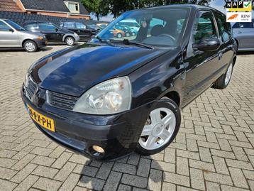 Renault Clio 1.4-16V Authentique Comfort. 2005. Mistlampen/L beschikbaar voor biedingen
