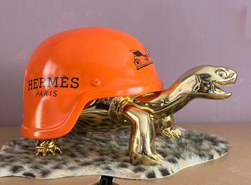 Golden Peace turtle “Hermes” by Von Apple nr 10 of 99 