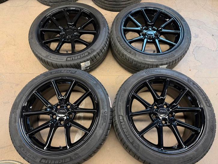 ☀️18 inch origineel Tesla model 3 Aero velgen met banden, Auto-onderdelen, Banden en Velgen, Banden en Velgen, Zomerbanden, 18 inch