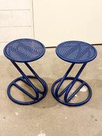 Twee vintage blauwe Metalmobil Arredo metalen krukken, Ophalen, Zo goed als nieuw, IJzer