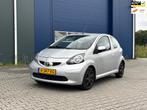 Toyota Aygo 1.0-12V Airco Nette auto!, Voorwielaandrijving, Gebruikt, 4 stoelen, 68 pk