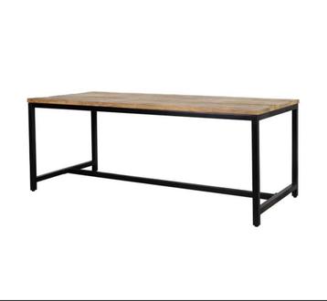 Eetkamertafel mangohout , nieuw in doos ,240x90x75 beschikbaar voor biedingen