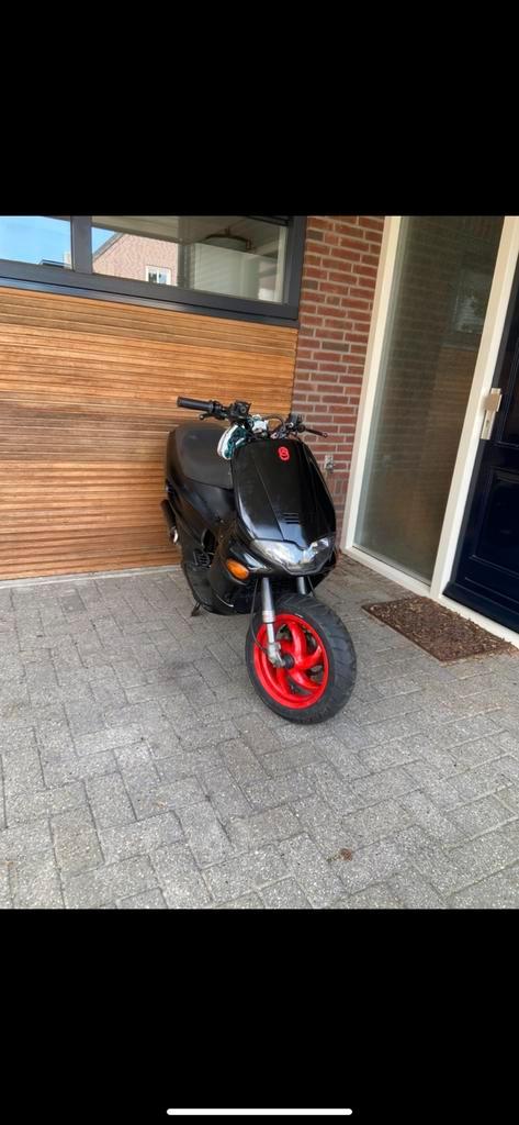 Gilera runner, Fietsen en Brommers, Scooters | Piaggio, Zo goed als nieuw, Overige modellen, Tweetakt, Ophalen of Verzenden