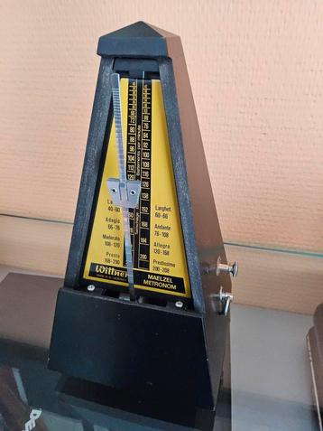 Wittner Maelzel Metronoom met bel beschikbaar voor biedingen