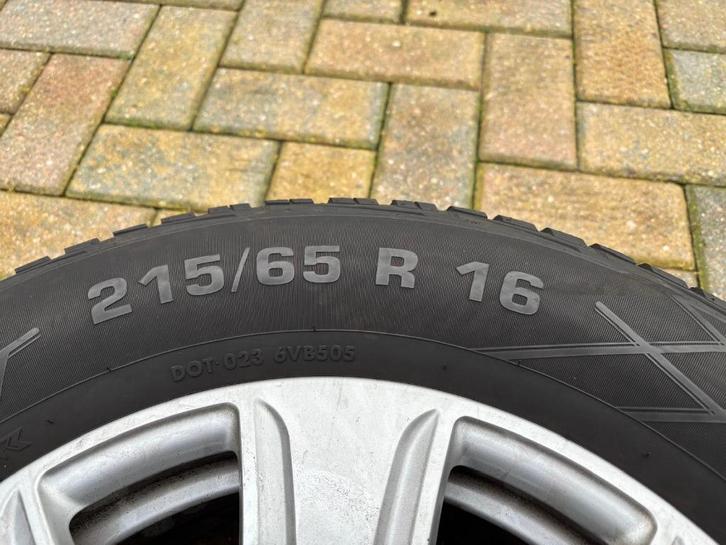 Vredestein winterbanden Audi 16 inch, Auto-onderdelen, Banden en Velgen, Banden en Velgen, Winterbanden, 16 inch, 215 mm, Personenwagen