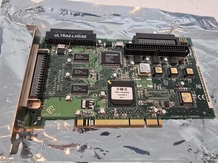Adaptec AHA-2940U2W SCSI kaart pci, Computers en Software, Vintage Computers, Ophalen of Verzenden