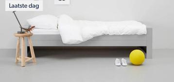 jongens BED WOOOD grijs hout Dennis 90x200 BIJNA GRATIS! beschikbaar voor biedingen