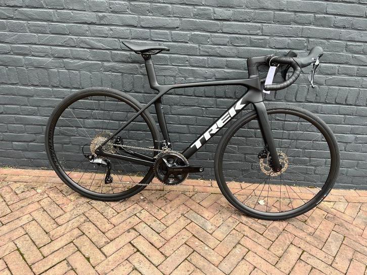 Trek Madone SL 5 DEMO – Nu €2799 (Nieuwprijs €3499), Fietsen en Brommers, Fietsen | Racefietsen, Zo goed als nieuw, Overige merken