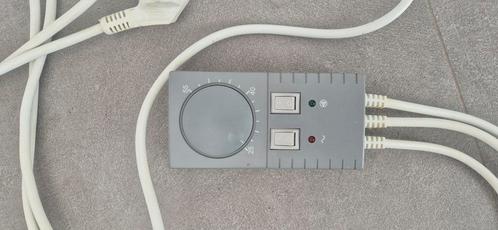 Pompschakelaar voor vloerverwarming, Doe-het-zelf en Verbouw, Verwarming en Radiatoren, Zo goed als nieuw, Overige typen, Minder dan 30 cm