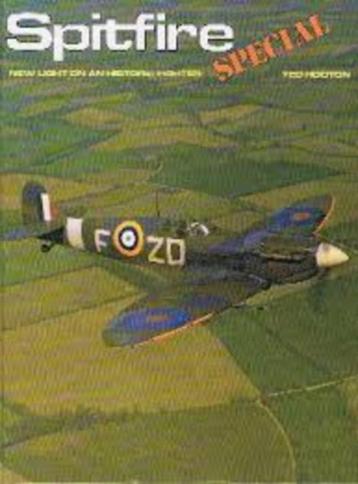 Spitfire Special, A New Light on a Historic Fighter T Hooton beschikbaar voor biedingen