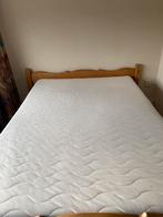 Eikenhout bed met matrassen met een nieuwe topper, Ophalen, Tweepersoons, 200 cm