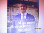 + Camille Oostwegel alles moet bevochten worden9789086690220, Ophalen of Verzenden, Gelezen