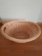 Rieten mand, Huis en Inrichting, Woonaccessoires | Schalen en Manden, Ophalen of Verzenden, Zo goed als nieuw, Rechthoekig, Riet