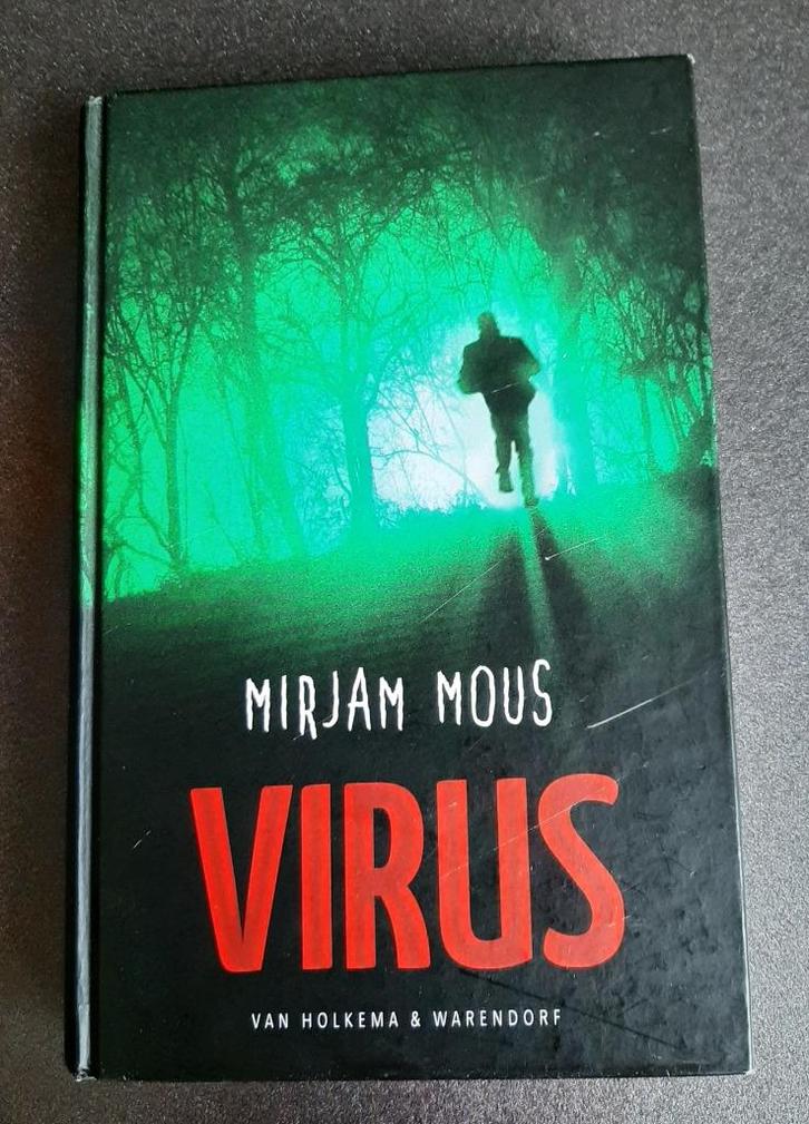 Mirjam Mous - Virus, Boeken, Kinderboeken | Jeugd | 13 jaar en ouder, Gelezen, Ophalen of Verzenden