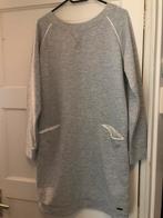 Nieuwe lichtgrijze lange sweater (maat 38), Ophalen of Verzenden, Nieuw, Maat 38/40 (M), Grijs