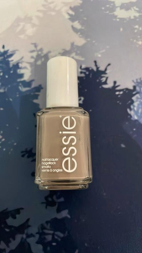 Essie - Miss Fancy Pants | LE Stylenomics Herfstcollectie, Sieraden, Tassen en Uiterlijk, Uiterlijk | Cosmetica en Make-up, Zo goed als nieuw