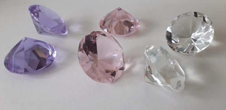 te koop prachtige NIEUWE grote lila, witte, rose kristallen, Huis en Inrichting, Woonaccessoires | Overige, Nieuw, Ophalen of Verzenden