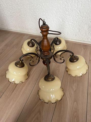 Klassieke hanglamp met 5 glazen kappen beschikbaar voor biedingen