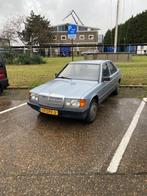Mercedes-Benz -Oldtimer belastingvrij 1984 Blauw Automaat, 1983 cc, Stof, 4 cilinders, Blauw