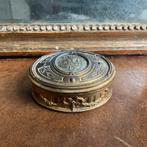 Jugendstil sieradenkistje *tres jolie Duiven*, Verzenden