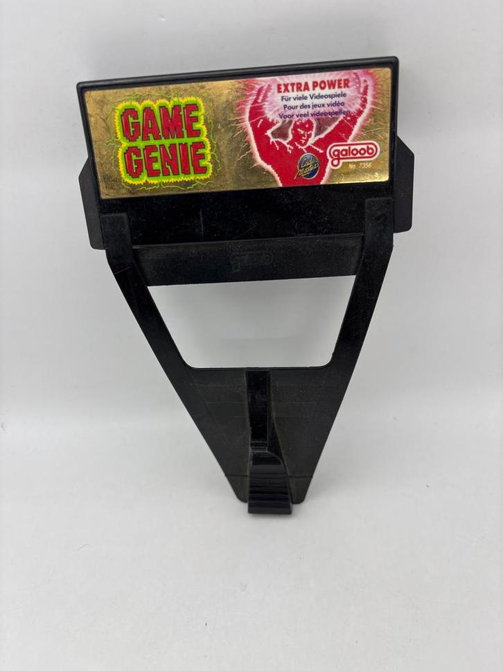 Game Genie - Nintendo NES, Spelcomputers en Games, Games | Nintendo NES, Gebruikt, Ophalen of Verzenden