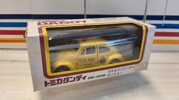 Tomica Dandy DE-006 Volkswagen Kever Beetle Metro Police  beschikbaar voor biedingen