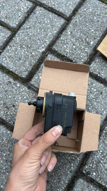 Stelmotor koplamp Toyota Aygo (Valeo) beschikbaar voor biedingen