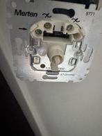 Merten Dimmer, Ophalen of Verzenden, Gebruikt, Schakelaar