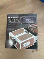 Brookstone On-The-Go Projector, Ophalen of Verzenden, Nieuw, LED, Overige resoluties