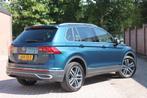 Volkswagen Tiguan 1.4 TSI eHybrid Elegance | Pano | Trekhaak, 12 maanden, Euro 6, Blauw, Alcantara