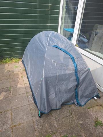 2 persoons tent 1x gebruikt beschikbaar voor biedingen