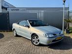Renault Mégane Cabrio 2.0 - NIEUWE APK, Auto's, Renault, 1998 cc, Stof, Gebruikt, Zwart