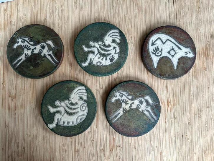 Raki pottery by Jeremy Diller, Antiek en Kunst, Antiek | Wandborden en Tegels, Ophalen of Verzenden