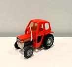 Britains Ltd 9529 Massey Ferguson 135 tractor, Verzenden, Gebruikt, Tractor of Landbouw, Britains