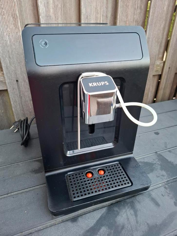 Luxe espressomachine krups ea89 koffiemachine, Witgoed en Apparatuur, Koffiezetapparaten, Zo goed als nieuw, Espresso apparaat
