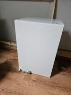 Wit Keukenkastje om op te hangen, Huis en Inrichting, Keuken | Keukenelementen, Ophalen, Minder dan 100 cm